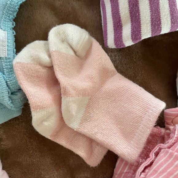 Huge Lot of 21 Baby Girl Summer Clothing Size 0-3 Months - Picture 10 of 13